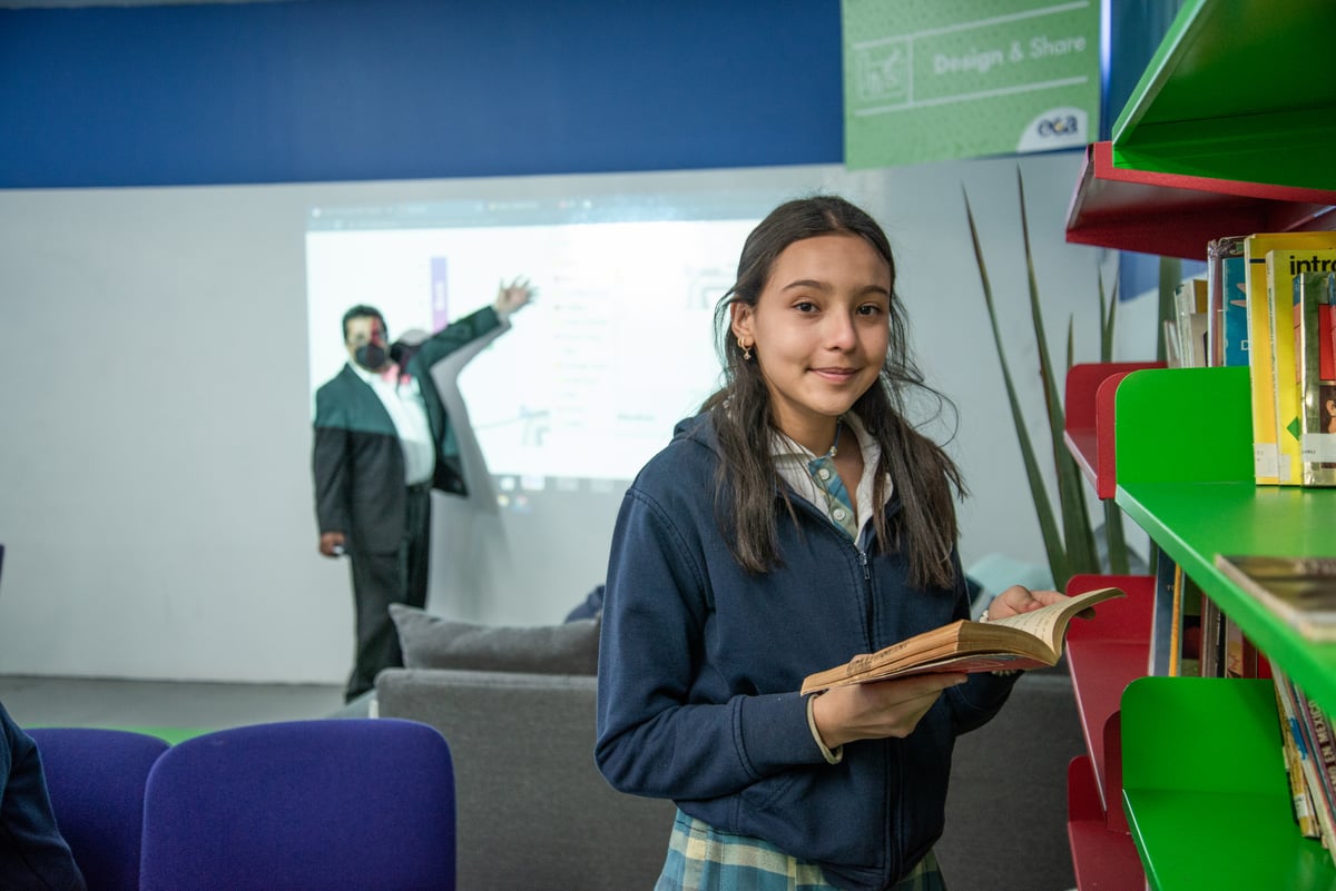 colegio-privado-centro-educativo-eca-estudiante